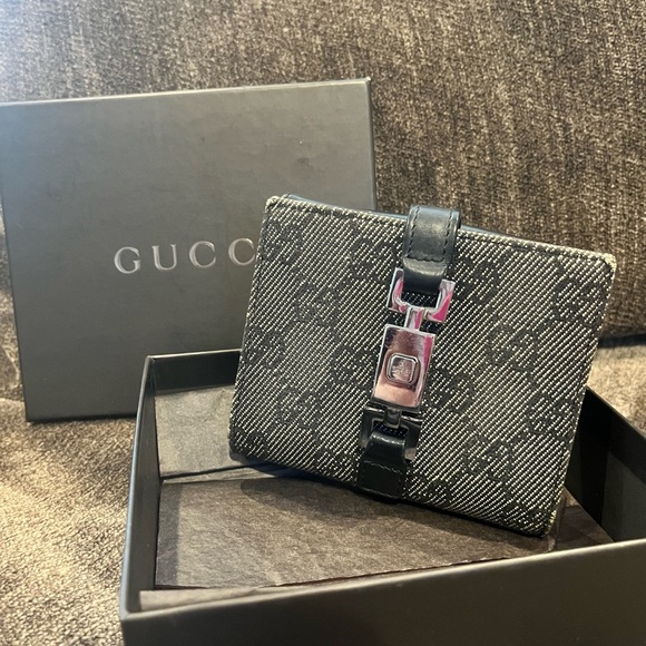 Gucci Bags Authentic Gucci Signature Wallet Poshmark